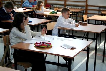 Matematyczno–przyrodnicze boje w „trzynastce”