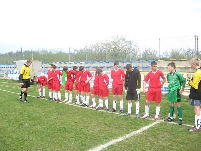 KKS Jelenia Góra: zwycięstwo młodzików i porażka trampkarzy