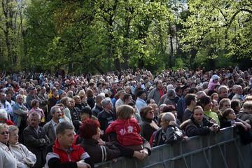 Spóźnione gwiazdy i czarodziej Vollenweider