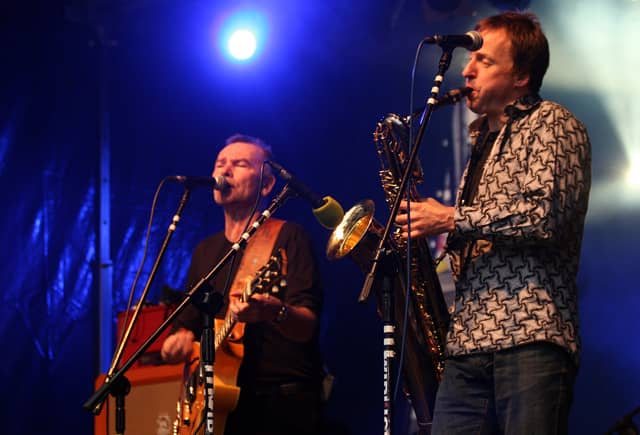 Biało–czerwona Jelenia Góra z gwiazdami rocka