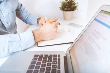 Cyfryzacja placówek medycznych – dlaczego nowoczesne oprogramowanie medyczne jest dziś koniecznością?