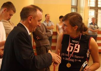 UKS Jelenia Góra zwyciężył w Amatorskiej Lidze Siatkówki Kobiet