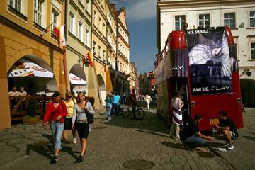 Głośne świętowanie studentów