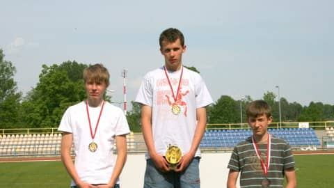 Na najwyższym stopniu podium – Maciej Popławski z MKL