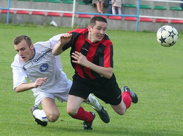 Spory niedosyt po meczu Lotnika z Czarnymi – podsumowanie 28. kolejki