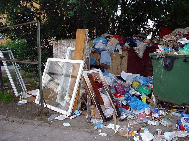 Brudy z Szymanowskiego trafią pod ratusz?
