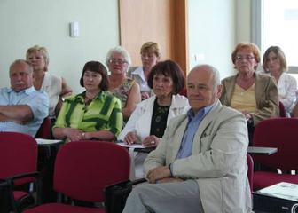 Studenci–seniorzy rozmawiali o nauce