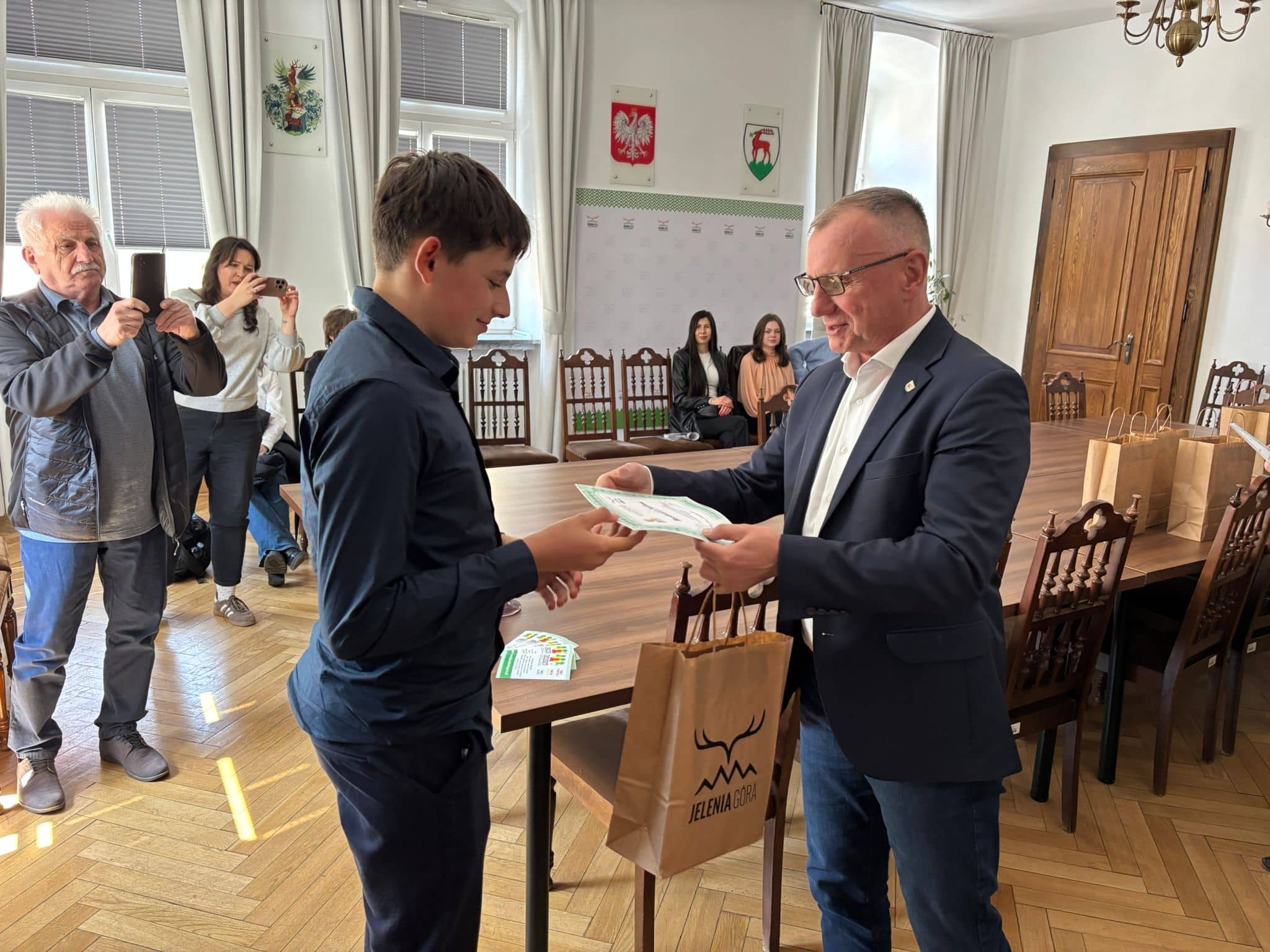 Laureaci konkursu na plakat o budżecie obywatelskim