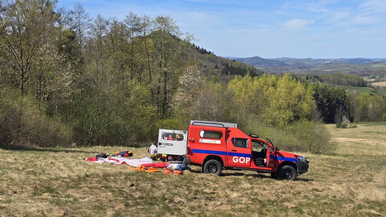 Wypadek paralotniarza na Górze Szybowcowej