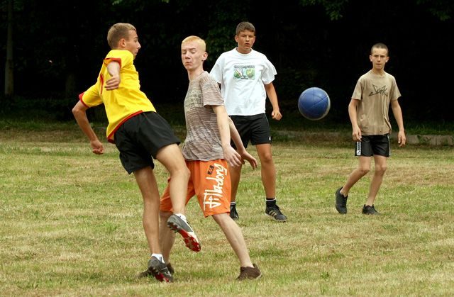 Fani futbolu mają nadzieję, że zobaczą swoich idoli w stolicy Karkonoszy.