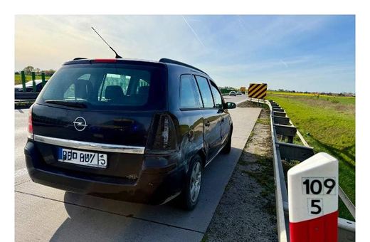 Pijany odbijał się od barier energochłonnych