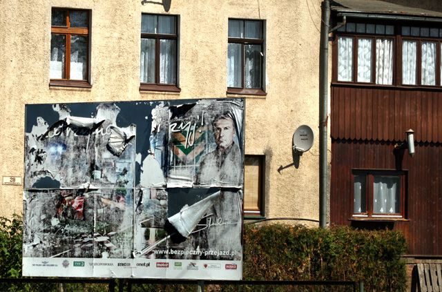 Zamiast ostrzegać przed możliwością tragedii, straszy