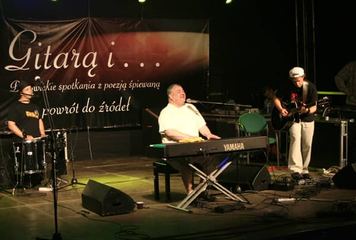 Gitarą i... niezwykle udane
