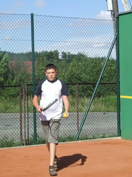 Udane serwy na peryferiach