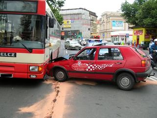 Karambol w centrum miasta