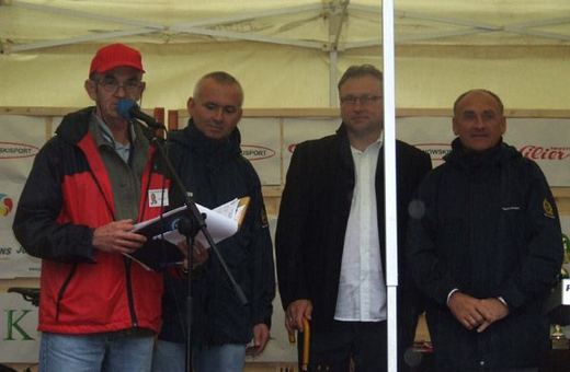 Mimo kiepskiej pogody udane zawody kolarskie w Kowarach