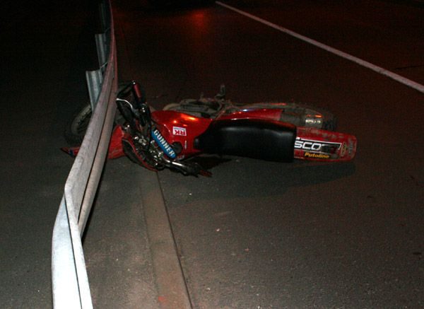 Motocyklista walczy o życie