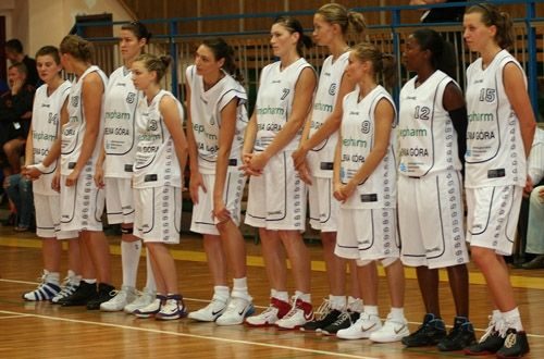 W jeleniogórskim turnieju zagrała niekompletna drużyna Finepharm KK AZS