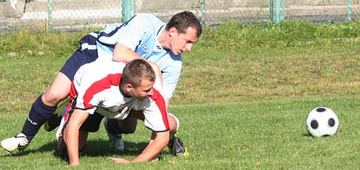 Pub Gol zwycięża w derbach