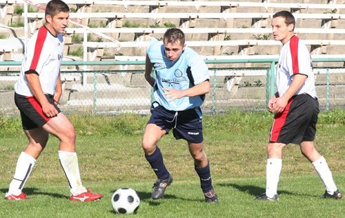 Pub Gol zwycięża w derbach