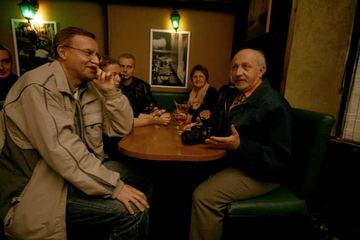 Czarno–białe „bezsenne” cuda zenitem