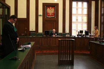 Rok więzienia za pornografię dziecięcą