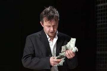 O egocentryzmie w torsjach i z papierosem bez dymka