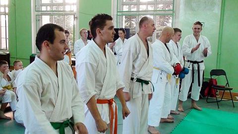 IV Otwarte Mistrzostwa Powiatu Jeleniogórskiego w Karate – Rybarczuk i Brzozowicz najlepszymi zawodnikami