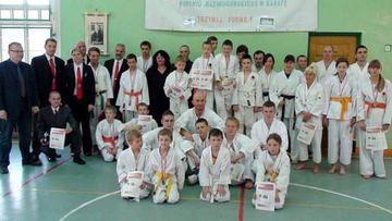IV Otwarte Mistrzostwa Powiatu Jeleniogórskiego w Karate – Rybarczuk i Brzozowicz najlepszymi zawodnikami