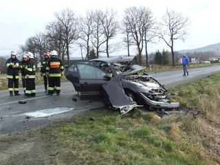 Tragiczna kraksa w Mysłakowicach