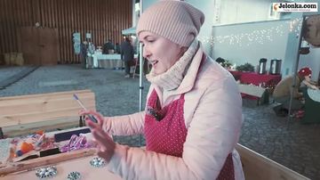 "Zrób to sam" – kolorowy szklany wisior
