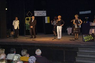 Uzdrowisko w krzywym zwierciadle „starszych pań i panów”