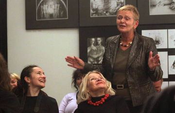 Porażający analfabetyzm czy artystyczne wyżyny?