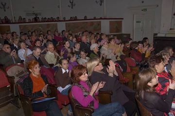 Muzyką przełamali granice