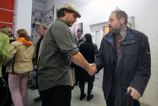 Wojtek Klemm i Bogdan Nauka, dyrektor naczelny Teatru Jeleniogórskiego.