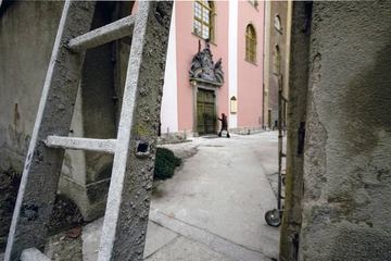 Połowiczny blask barokowej świątyni