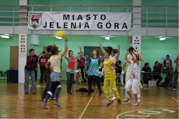 Bajeczno–sportowe mikołajki z „Norwidem”