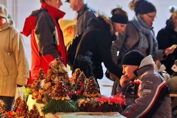 Ruszył Kiermasz Świąteczny w rynku