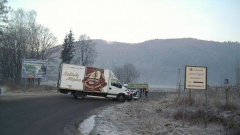 Niebezpiecznie na drodze – kobieta ranna w wypadku