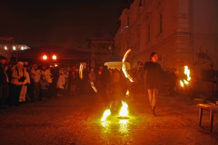 I stała się światłość! Cieplice w pełni blasku
