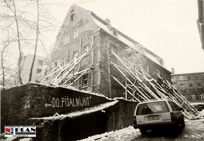 Fotozagadka z Jelonki z wydawnictwem „Plan”