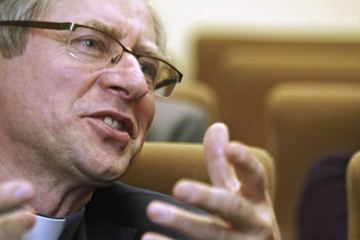 Niezwykłe losy protestantów w nowej powieści M. Lutowskiej