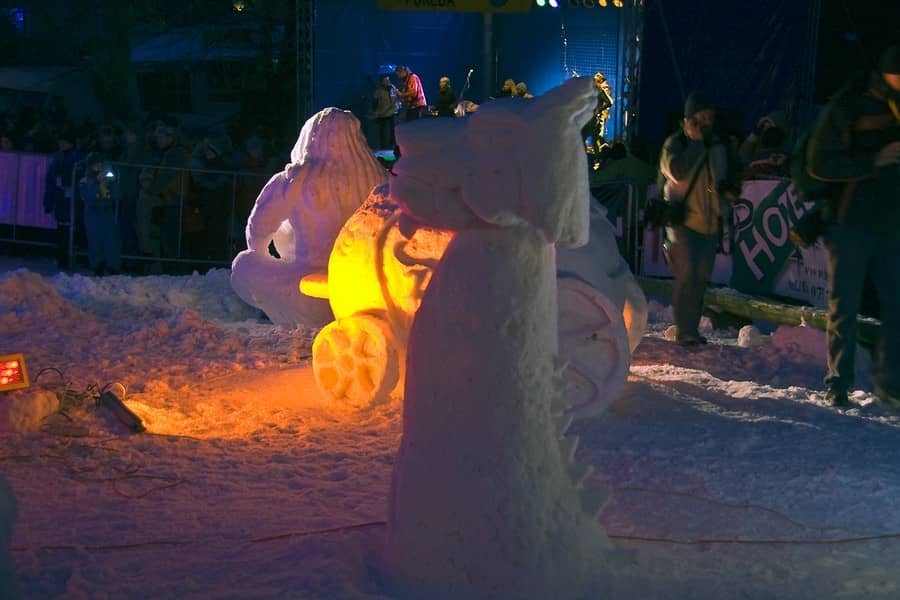 W Śniegolepach górą swoi i snowboardzista