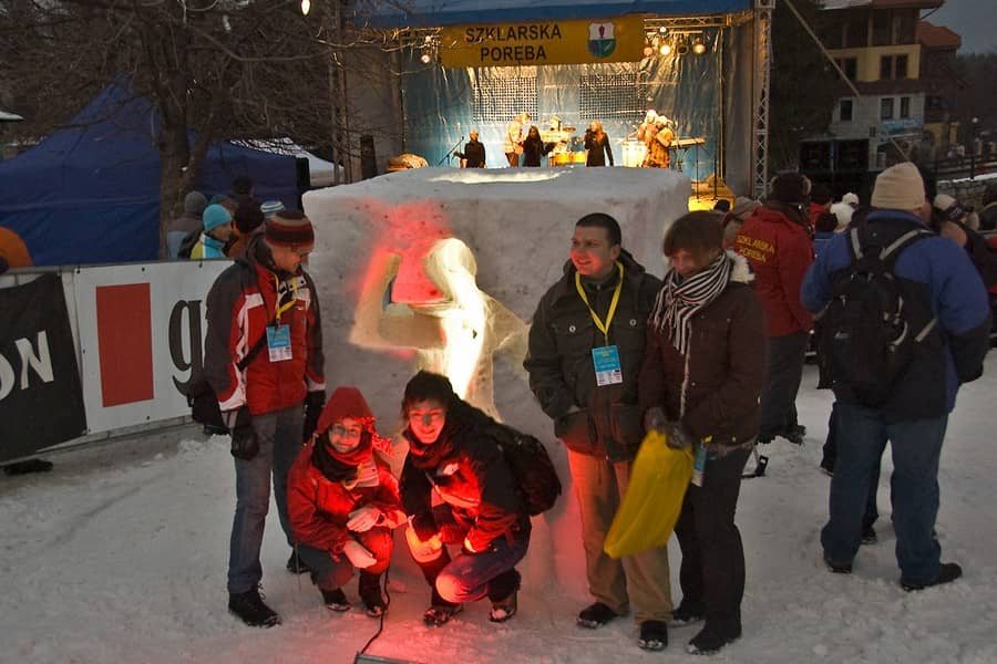W Śniegolepach górą swoi i snowboardzista