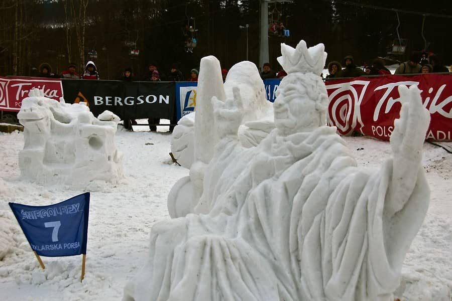 W Śniegolepach górą swoi i snowboardzista