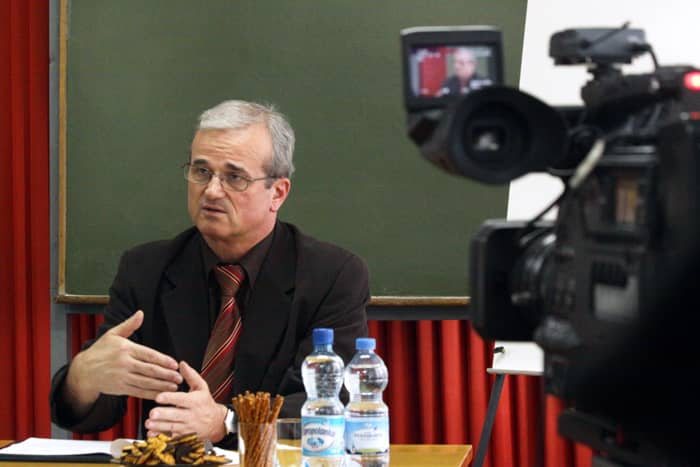 Piętnastka nie zwolniła – zarzeka się dyrekcja MZK