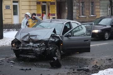 Mimo zimy kierowcy szarżują