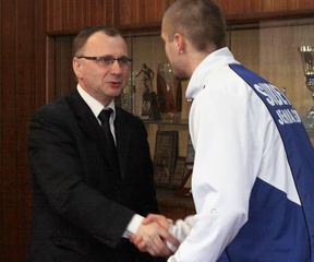 Honory za złotą „trójkę”
