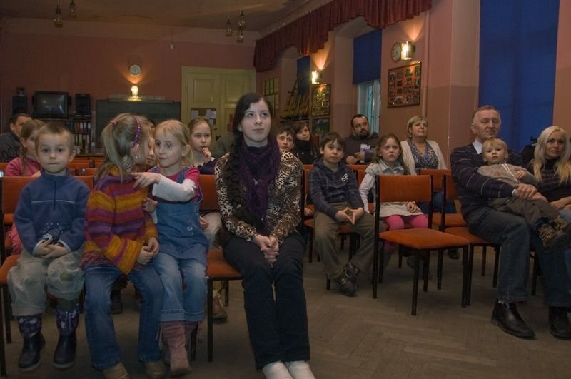 Strach na wróble i szalona krowa, czyli kochajmy teatr