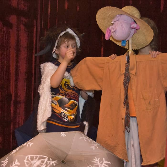 Strach na wróble i szalona krowa, czyli kochajmy teatr
